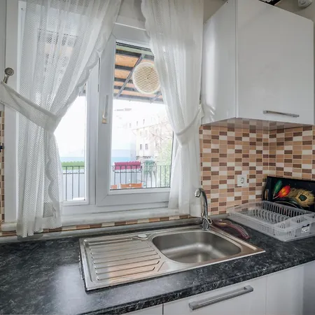 Apartment Hanlar *